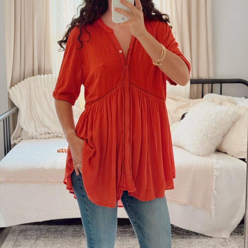 Akemi + Kin for Anthropologie burnt orange crinkle-textured tunic size S 🍂